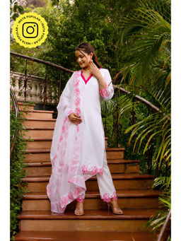 POMCHA - Gaurangi Ruzma White Pink Embroidery Cotton Kurta with Pant and Dupatta (Set of 3)