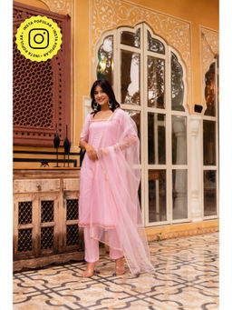 POMCHA - Gaurangi Bhumika Pink Embroidery Cotton Kurta with Pant and Dupatta (Set of 3)