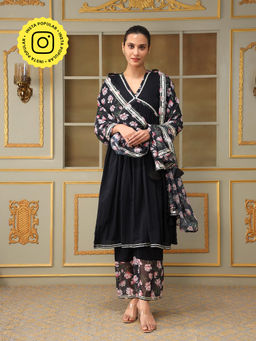 POMCHA - Saadgi Pink Lotus Black Straight Kurta with Pant and Dupatta (Set of 3)