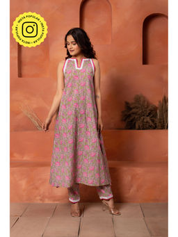 POMCHA - Dhoop Chaav Brown Hand Block Cotton Co-Ord (Set of 2)