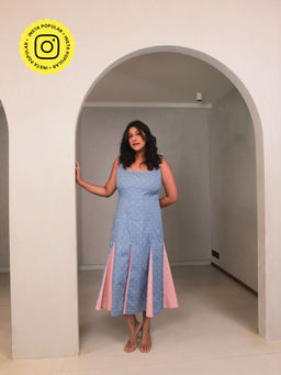 WHY SO BLUE - Polly Day Dress - Blue