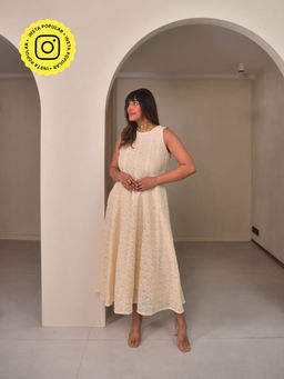 WHY SO BLUE - Womens Cream Sophie Lace Dress