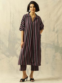 Black & Blah Blah - Purple Embroidered Collar Neck Kurta & Pant