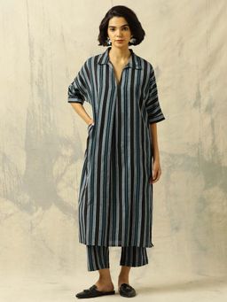 Black & Blah Blah - Teal Embroidered Collar Neck Kurta & Pant