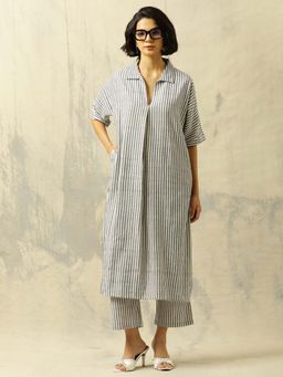 Black & Blah Blah - Grey Stripes Collar Neck Kurta & Pant