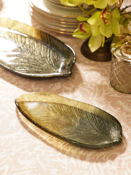Pure Home + Living - Green Leaf Shaped Glass Platter