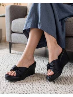 Global Step - Black Soft Knot Wedge Heels