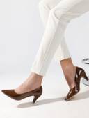 Brown color option