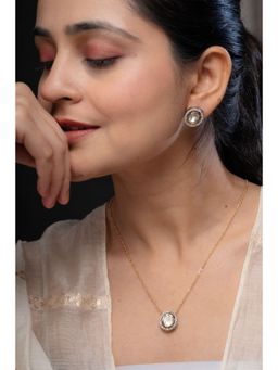 AARSEE OFFICIAL - Oval Polki Pendant Set