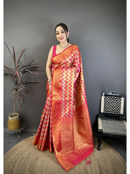 Elora - Magenta Silk Leheriya Woven Handloom Saree with Unstitched Blouse