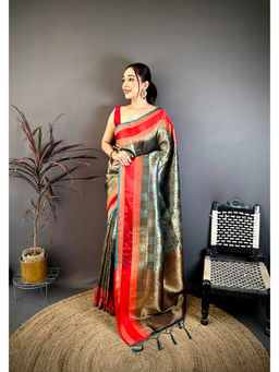 Elora - Green Silk Tassels Woven Handloom Saree with Unstitched Blouse