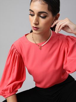 Sera - Women Coral Boat Neck Top
