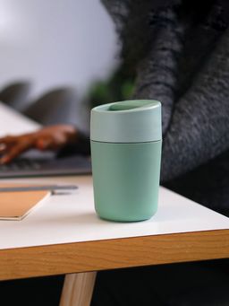 Joseph Joseph - Hydration Sipp Travel Mug - 340 Ml (12 Fl. Oz) - Green