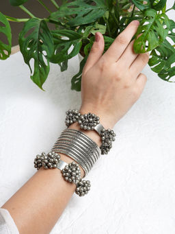 Teejh - Maghi Stacked Bracelet (Set Of 3)