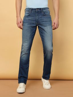 Wrangler - Men's Blue Millard Straight Fit Mid Rise Heavy Fade Jeans