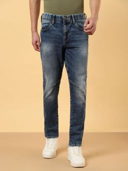 Wrangler - Men's Blue Wider Regular Fit Mid Rise Heavy Fade Jeans