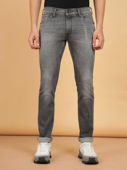 Wrangler - Men's Grey Skanders Slim Fit Low Rise Heavy Fade Jeans