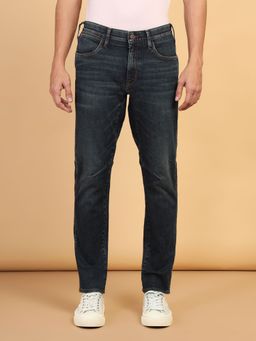 Wrangler - Men's Blue Wider Comfort Fit Mid Rise Light Fade Jeans