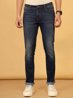 Wrangler - Men's Blue Skanders Slim Fit Low Rise Light Fade Jeans