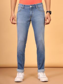 Wrangler - Men's Blue Skanders Slim Fit Low Rise Light Fade Jeans