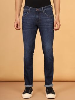 Wrangler - Men's Blue Skanders Slim Fit Low Rise Light Fade Jeans