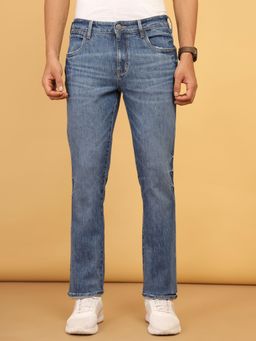 Wrangler - Men's Blue Millard Straight Fit Mid Rise Light Fade Jeans