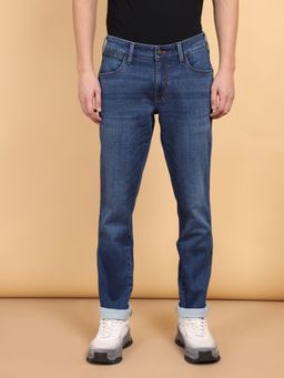 Wrangler - Men's Blue Skanders Slim Fit Low Rise Light Fade Jeans