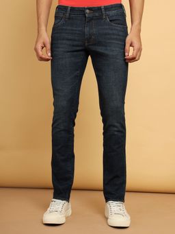 Wrangler - Men's Blue Skanders Slim Fit Low Rise Light Fade Jeans