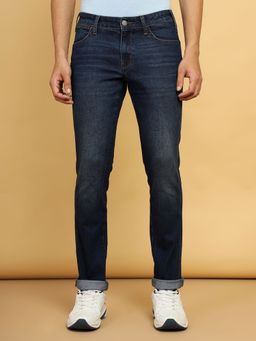 Wrangler - Men's Blue Skanders Slim Fit Low Rise Light Fade Jeans