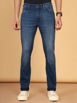 Wrangler - Men's Blue Millard Straight Fit Mid Rise Light Fade Jeans