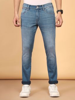 Wrangler - Men's Blue Skanders Slim Fit Low Rise Light Fade Jeans
