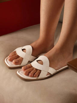 Megleo - White Pu Square Toe Pair Of Flats