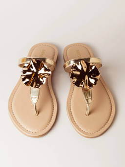 Megleo - Nude Pu Round Toe Pair Of Flats
