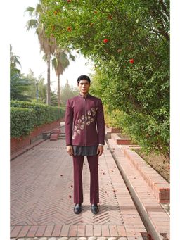 Soniya G - Indo-Western Embroidered Jacket Set for Men with Gold and Black Detailing