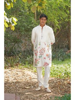 Soniya G - Bagh-E-Noor Ivory Mughal Floral Embroidery and Mirror Silk Kurta Set