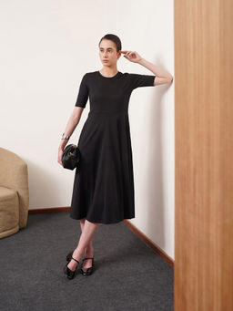 FABLE STREET - Black Solid Dress
