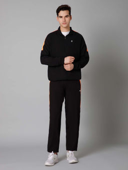 TURNFIT - Men Black Solid All Weather Tracksuit (Set of 2)