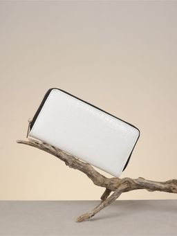 Bagsy Malone - White Vivid Vogue Clutch