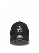 Black color option, Currently selected