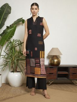 Shopping Queen - Black Geometric Printed Rayon Kurta and Palazzo