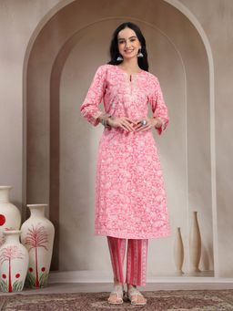 Nayam by lakshita - Pink Paisley Printed Kurta and Pant