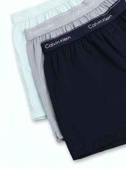 Calvin Klein - Solid Mid Rise Boxers (Pack Of 3)