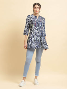 Shree - Women Liva Rayon Indigo Geometric Print Tunic