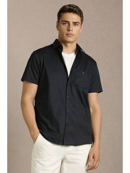 Louis Philippe - Men Black Solid Half Sleeves Casual Shirt