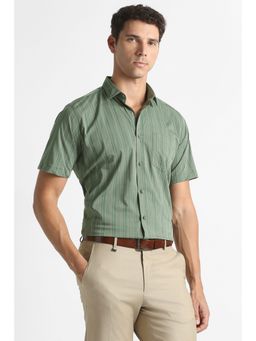 Van Heusen - Men Green Stripes Half Sleeves Formal Shirt