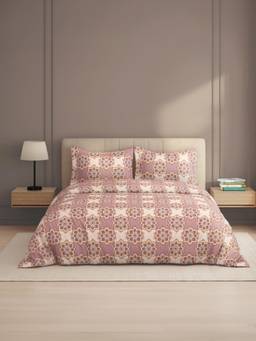 Welspun - Zen Light Peach Floral Microfiber 105 Gsm Double Bedding with 2 Pillow Covers