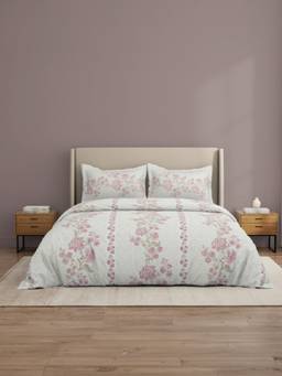 Welspun - Riva Light Blue Floral Polycotton 120 Tc Double Bedding with 2 Pillow Covers