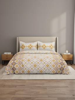 Welspun - Riva Cream Ornate Polycotton 120 Tc Double Bedding with 2 Pillow Covers