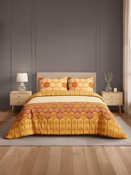 Welspun - Samya Yellow Ornate 120 Tc Large Bedding with 2 Pillow Covers