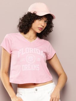 DILLINGER - Womens Regular Cropped Short Sleeve Typography V-Neck T-shirt - Pink